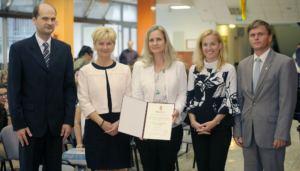 Fogyaszt&oacute;i tudatoss&aacute;gra nevelő koll&eacute;gium